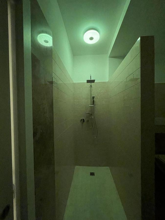 Suite 55 In Centro Трани Екстериор снимка