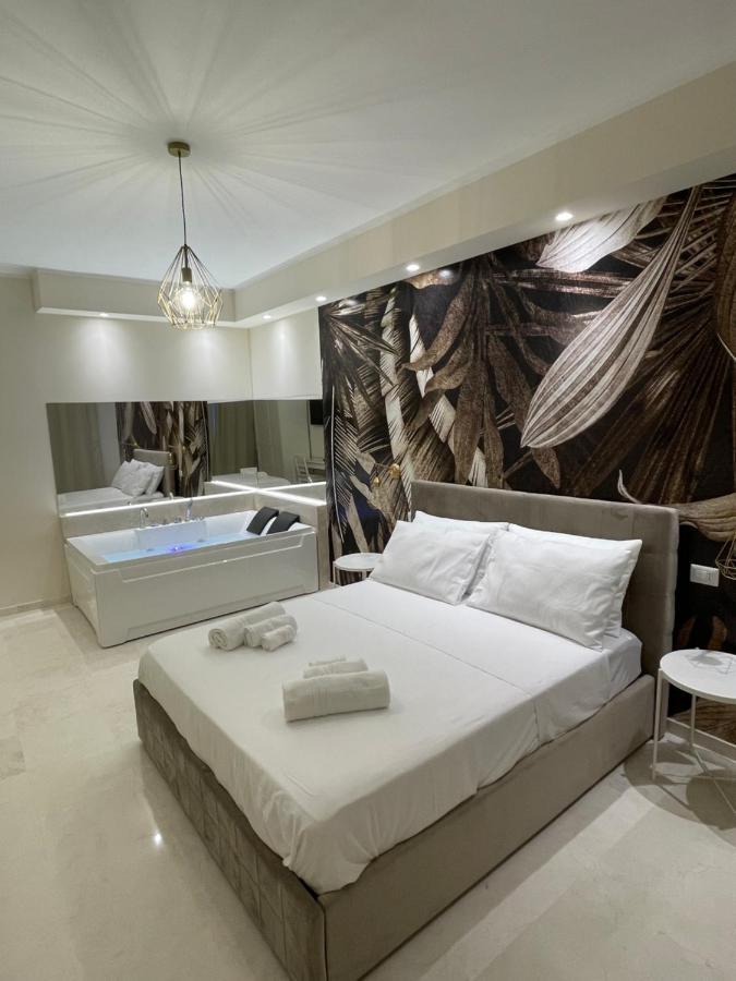 Suite 55 In Centro Трани Екстериор снимка