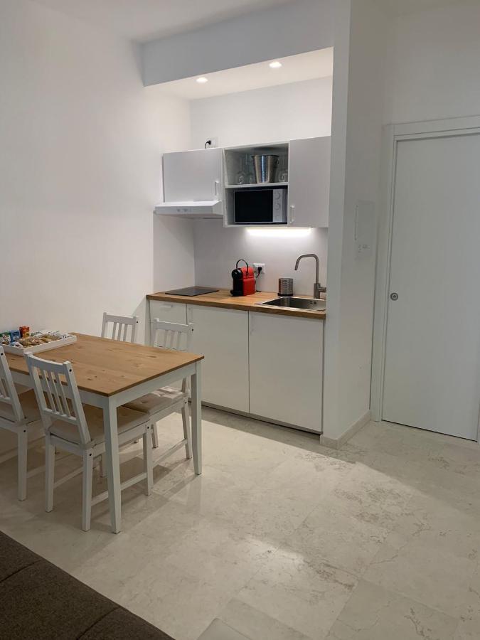 Suite 55 In Centro Трани Екстериор снимка