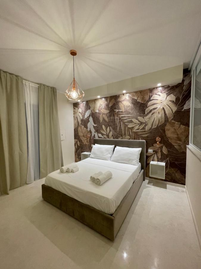 Suite 55 In Centro Трани Екстериор снимка