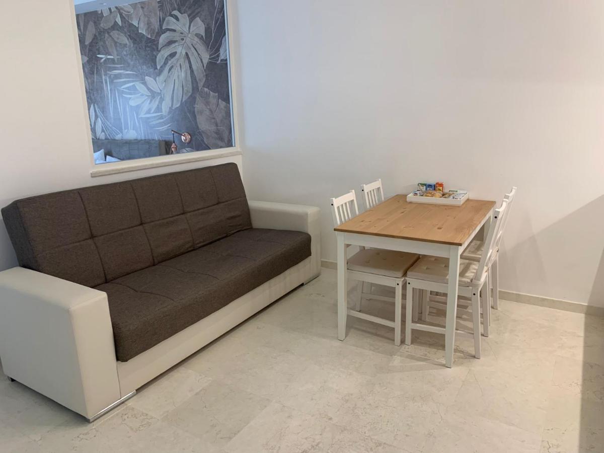 Suite 55 In Centro Трани Екстериор снимка