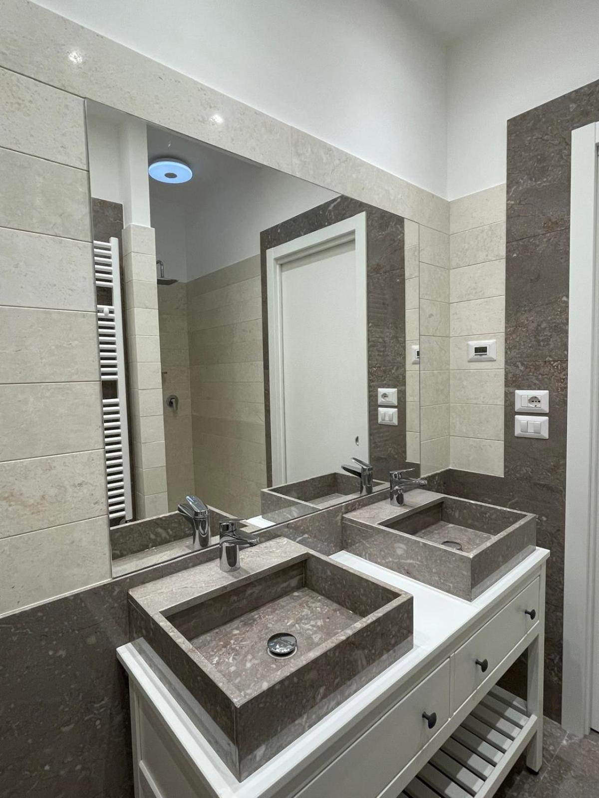 Suite 55 In Centro Трани Екстериор снимка